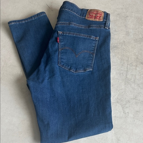 Levi's Women's Skinny Jeans - Dark Blue - Picture 3 of 4